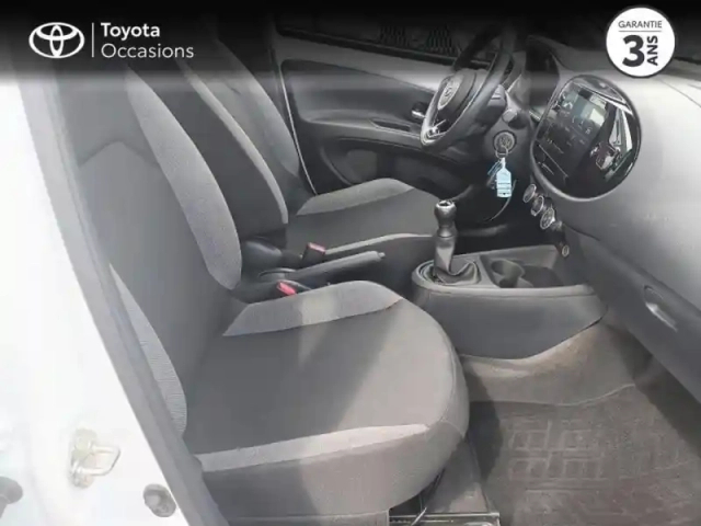 Toyota Aygo X 1.0 vvt-i 72ch dynamic my23 — photo 6