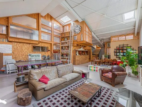Maison 4 pièces 201 m²