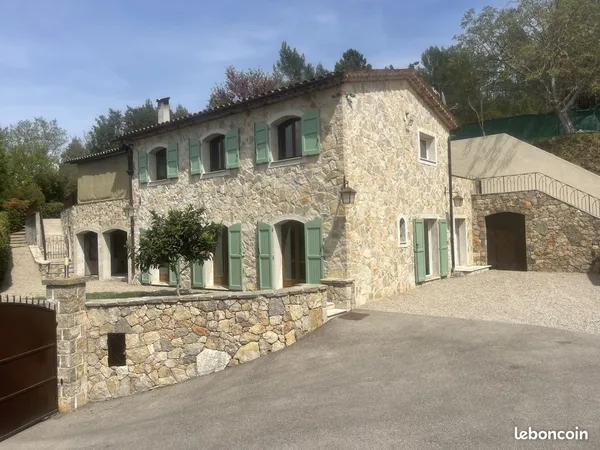 Maison 6 pièces 159 m²