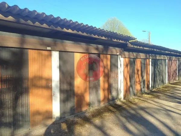 Parking 18 m²