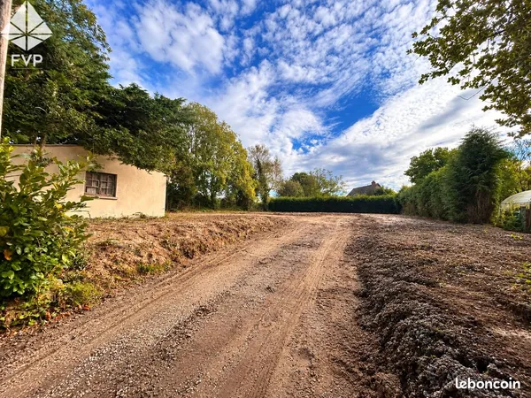 Terrain 1500 m² Sainte-Hélène-Bondeville