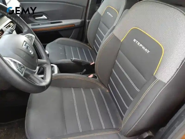 Dacia Sandero eco-g 100 — photo 9