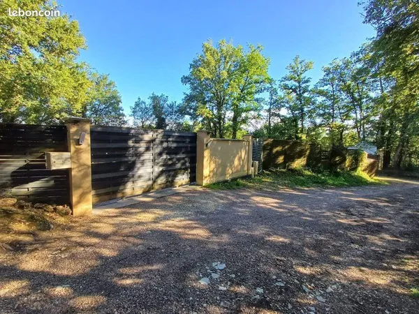 Terrain avec mobilhome