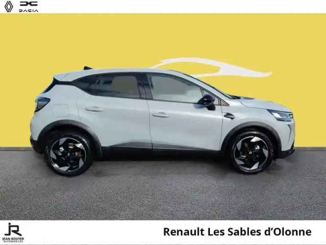 Renault Captur 1.2 tce 115ch techno - 25 — photo 13