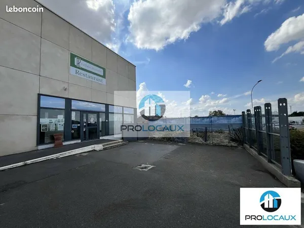 Local commercial 250 m² ROYE