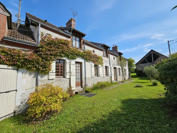 Vienne En Val- Longère - 5 chambres - carport double - grange -