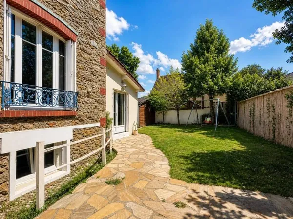 Maison 6 pièces 100 m²