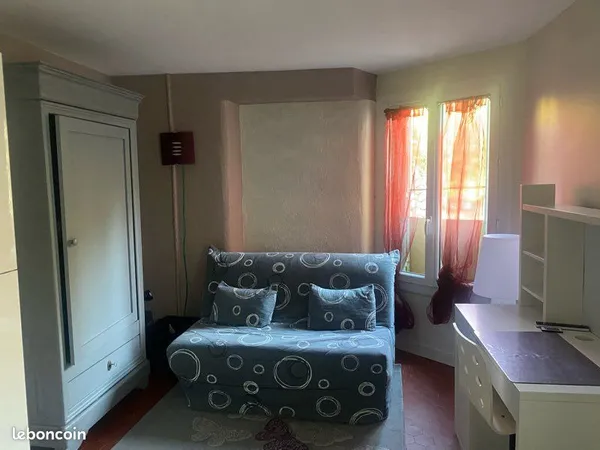 Studio meublé