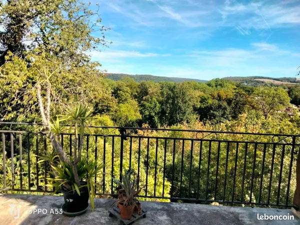 Grande maison avec vue exceptionnelle