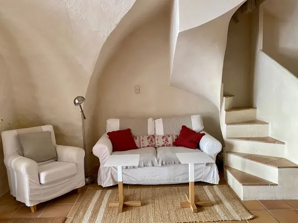 Maison de 77m2 à louer sur La Roque-d'Anthéron