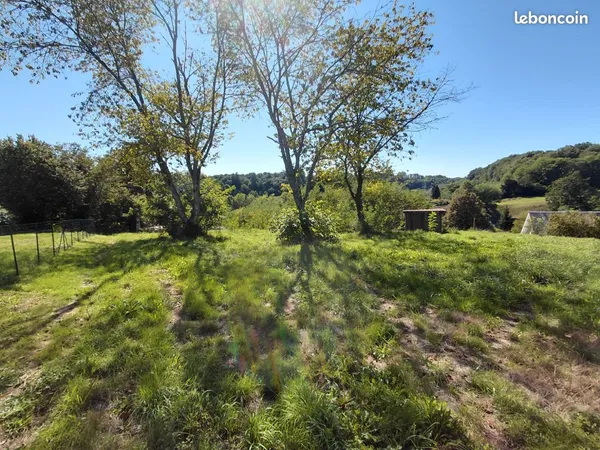 Terrain 2351 m² Uzerche