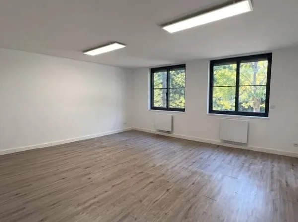 Bureau 35 m²