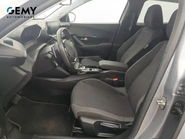 Peugeot 2008 puretech 130 s&amp;s eat8 — photo 9