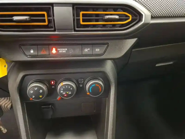 Dacia Sandero tce 90 - 22 — photo 35