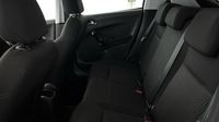 Peugeot 208 1.2 PureTech 82ch E6.c Signature 5p — photo 13