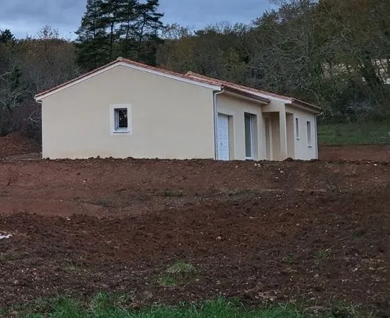 Maison neuve à louer à Prats du périgord