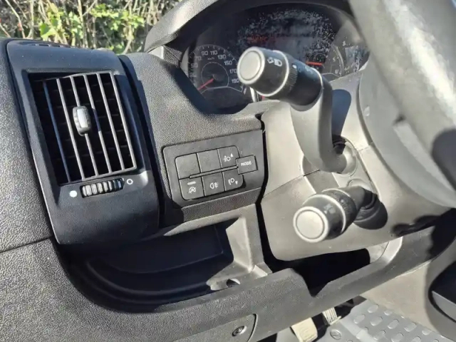 Citroën Jumper benne cab 35 l2 bluehdi 140 s&amp;s bvm6 — photo 93