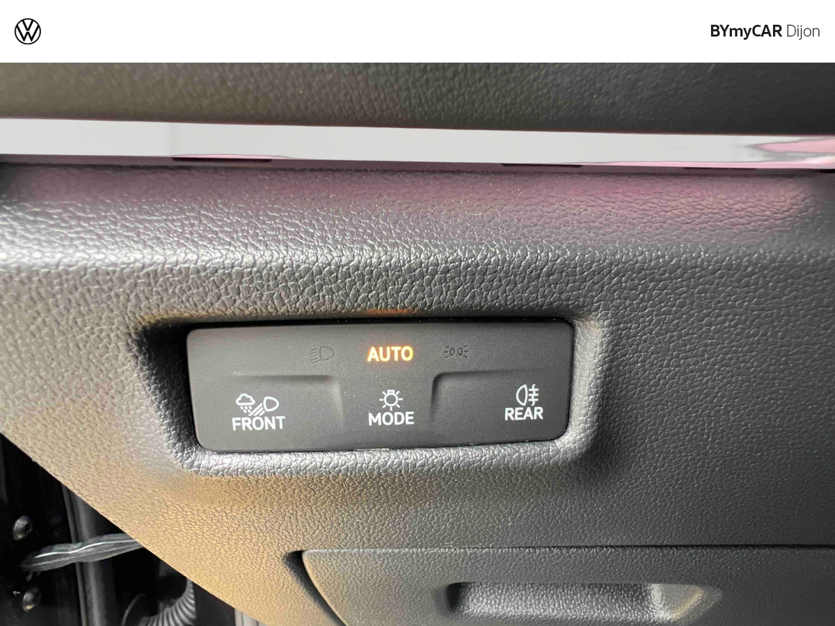 Volkswagen Tiguan 2.0 TDI 150ch DSG7 — photo 18
