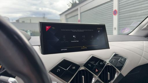 DS DS3 Crossback 1.2 PureTech 130 EAT8 - Grand Chic – 2019 – 93114 km – Essence – Boîte Automatique — photo 17