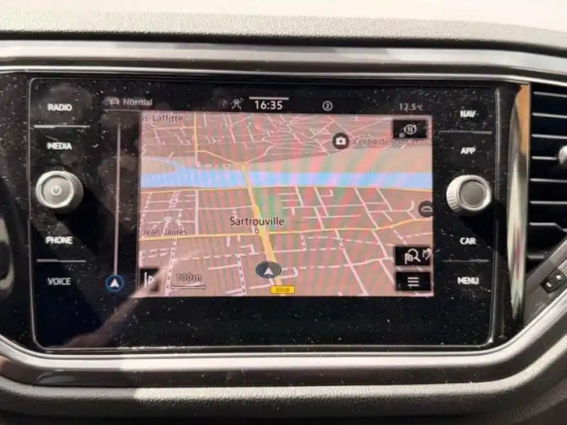 Volkswagen T-Roc 1.5 tsi evo 150ch carat dsg7 s&amp;s — photo 13