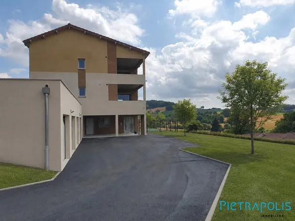 RARE APPARTEMENTS NEUFS A LONGESSAIGNE