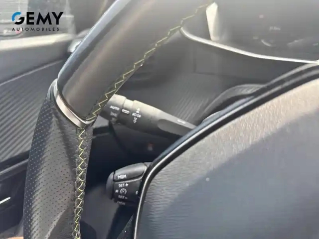 Peugeot 2008 puretech 130 s&amp;s bvm6 — photo 20