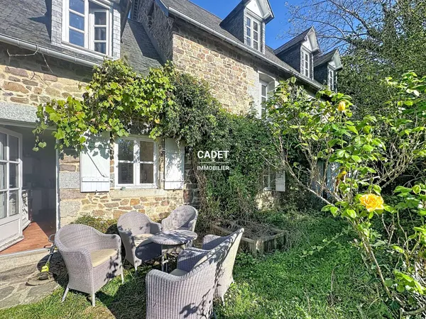 Maison 14 pièces 375 m²