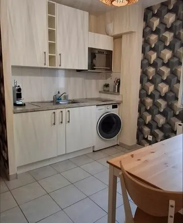 Appartement F1 meublé +jardin