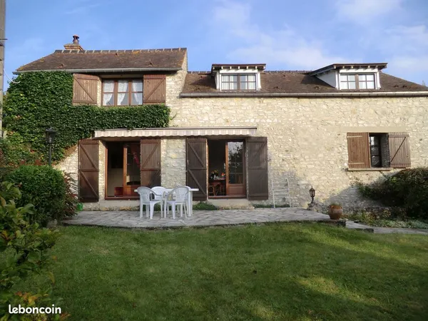Maison 130 M2 a Breuil bois robert 78