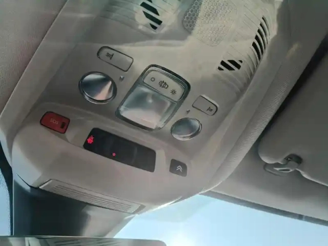 Citroën C5 Aircross hybride rechargeable 225 s&amp;s e-eat8 shine pack — photo 25