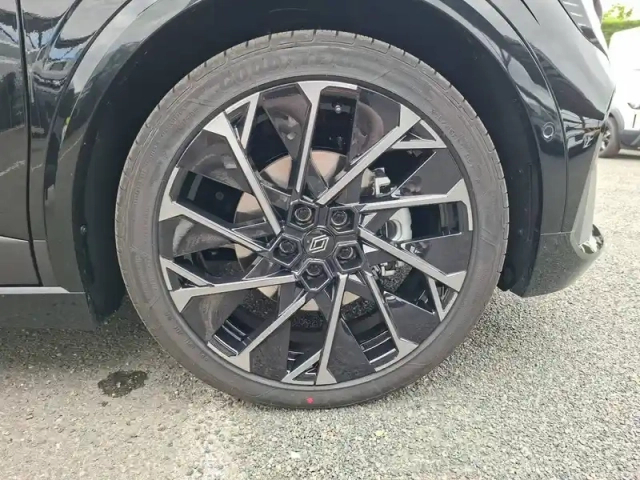 Renault Megane e-tech 220 ch autonomie confort — photo 22