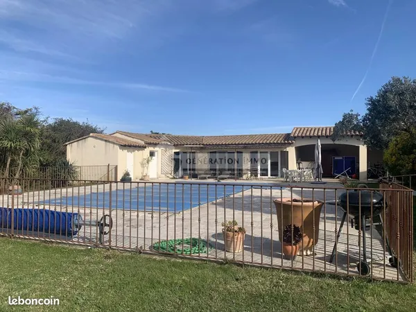 Propriété 6 pièces 150 m²