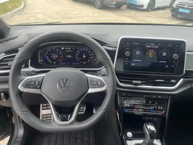 Volkswagen T-Roc 1.5 tsi evo2 150ch r-line dsg7 — photo 12