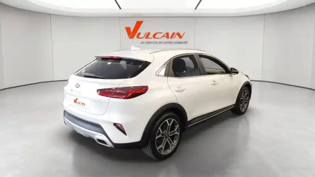 Kia Xceed 1.6 crdi 136 ch mhev dct7 — photo 7