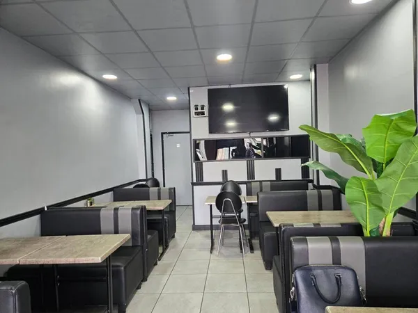 Restaurant 1 pièce 42 m²