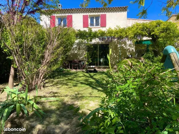Villa 6 pièces 135 m²