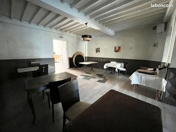 Immeuble 20 pièces 557 m²