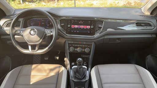 Volkswagen T-Roc 1.5 TSI 150 - Carat Exclusive – 2019 – 130212 km – Essence – Boîte Manuelle — photo 47