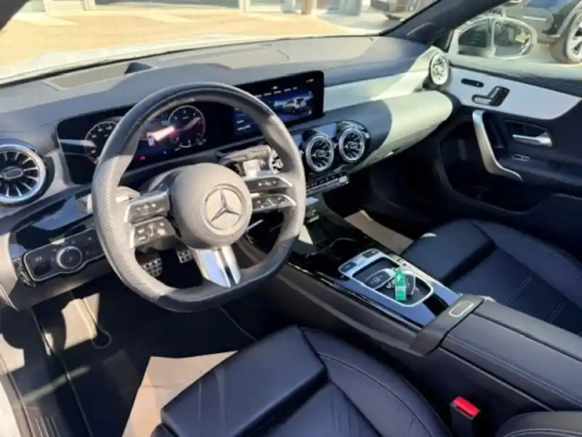 Mercedes Classe A 200 d amg line — photo 14