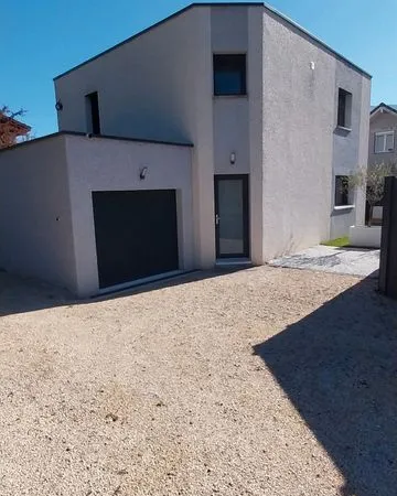 Maison de 2021 à Voglans, 131.3m²