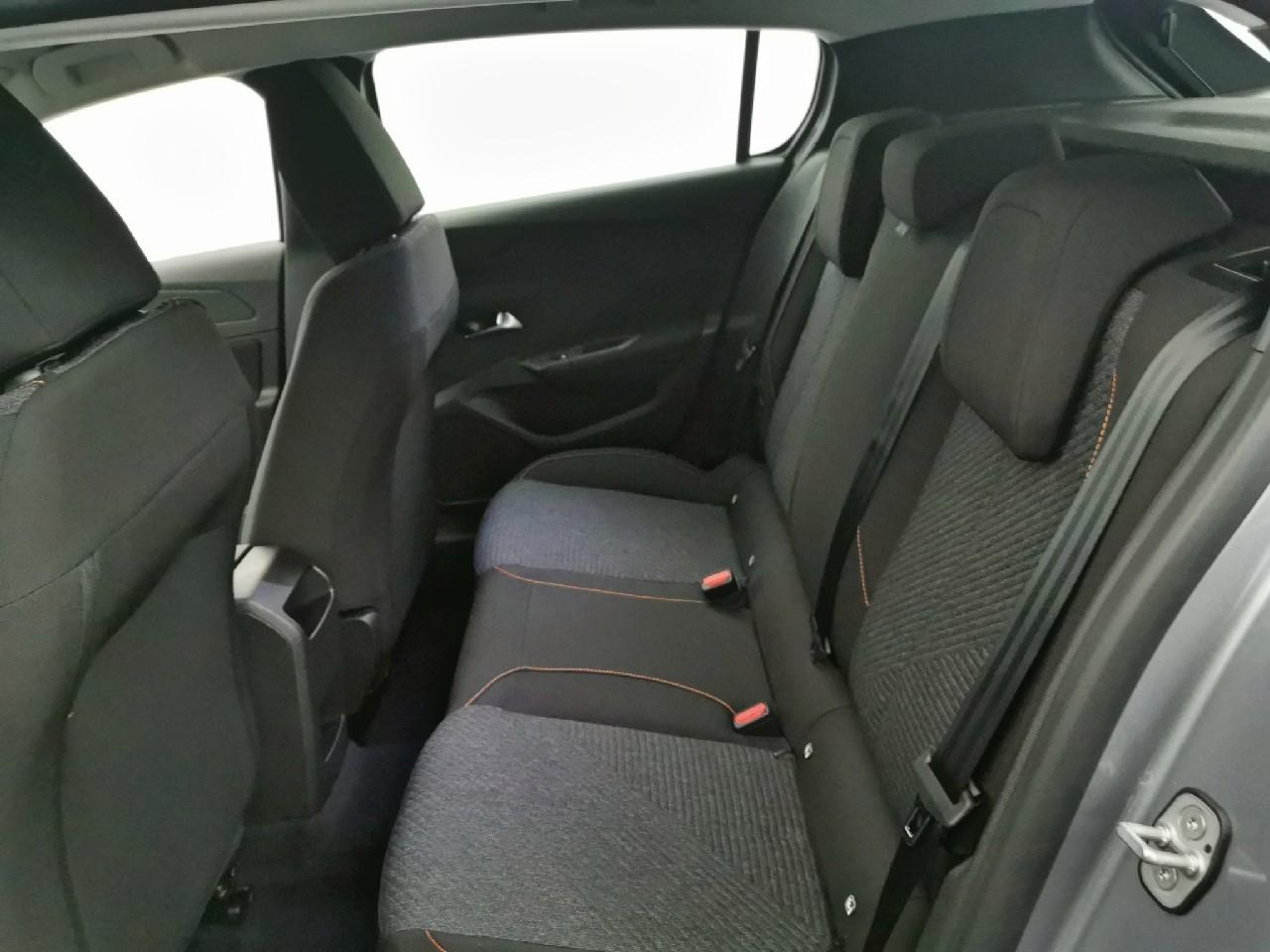 Peugeot 308 hybrid 145 e-dcs6 style — photo 13