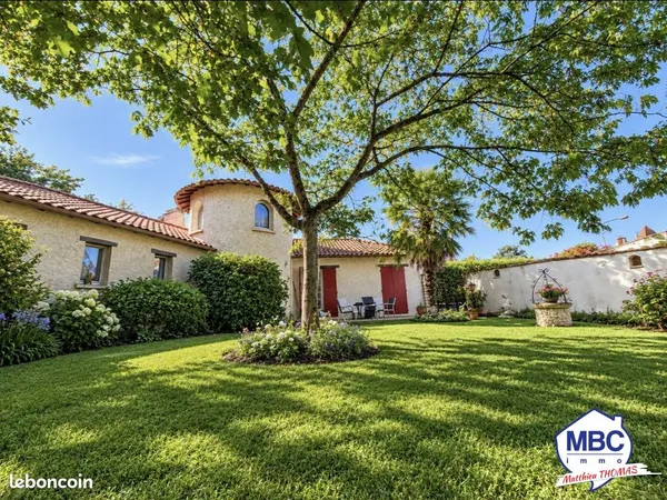 Maison 6 pièces 160 m²