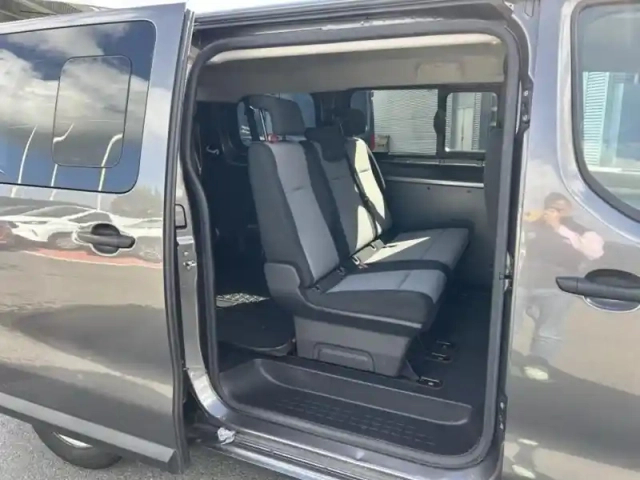 Toyota Proace combi medium 1.5 120 d-4d dynamic rc18 — photo 9