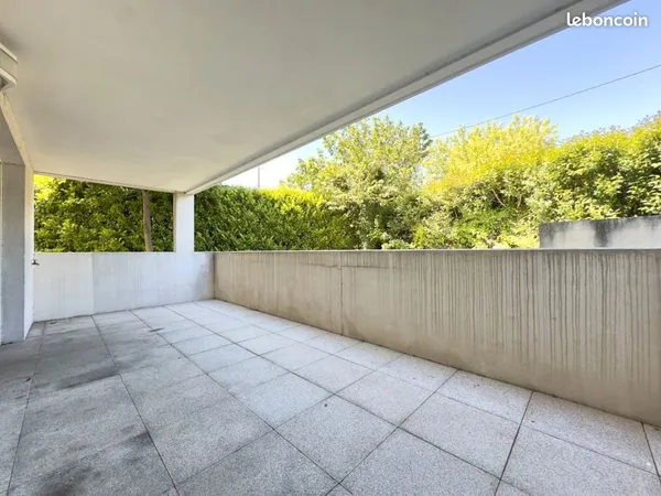 Studio 1 pièce 30 m²