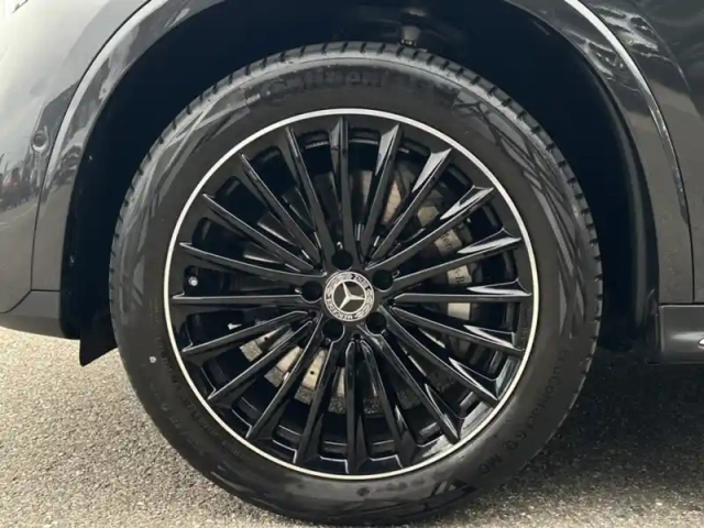 Mercedes Glc 300 e  hybrid eq 4matic am — photo 8