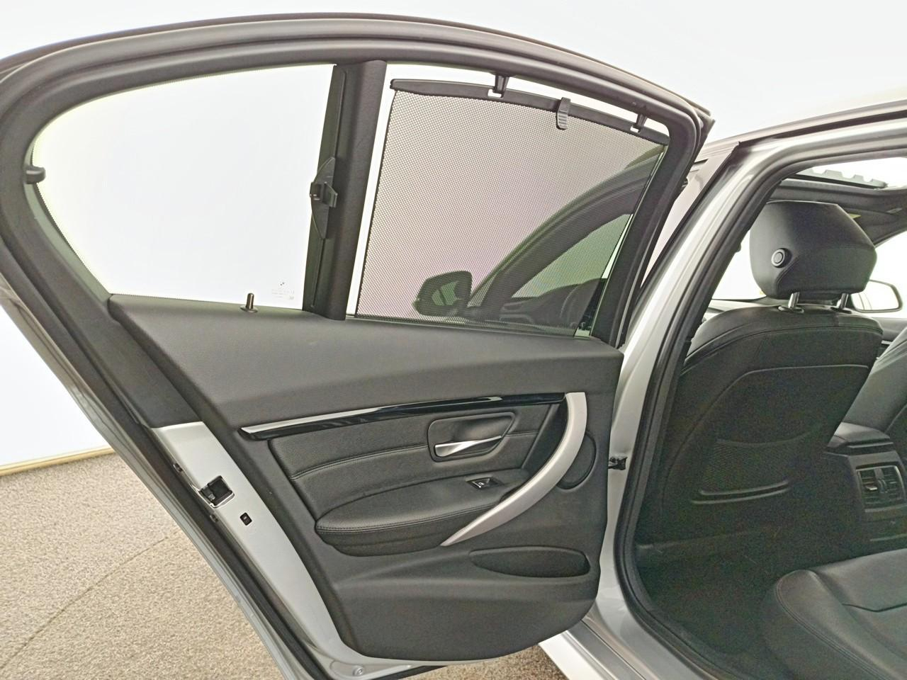 Bmw Serie 3 20d xdrive 190 ch bva8 m sport — photo 19