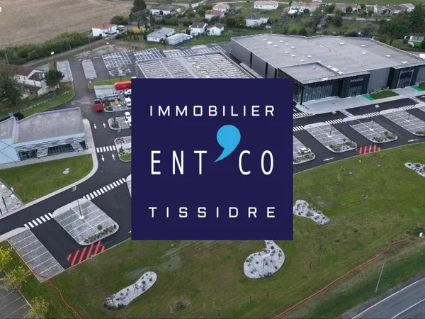 Local commercial 518 m²