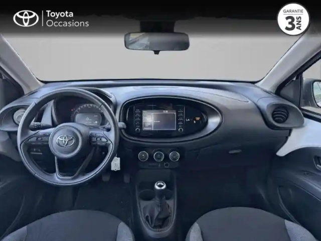 Toyota Aygo x 1.0 vvt-i 72ch dynamic — photo 8