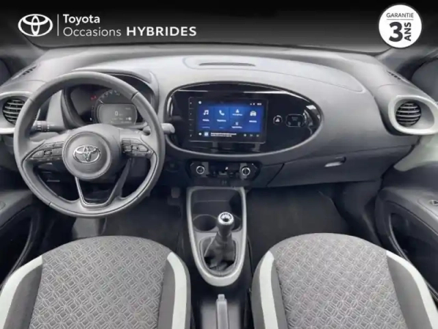 Toyota Aygo X 1.0 vvt-i 72ch design my24 — photo 8