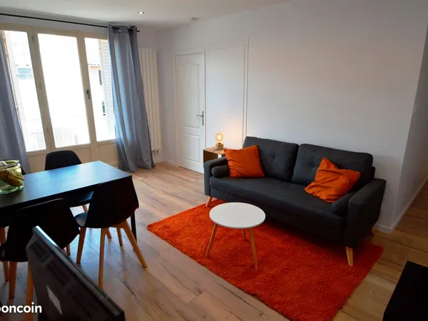 Location Chambre dans appartement tout meublé Métro République Ligne A